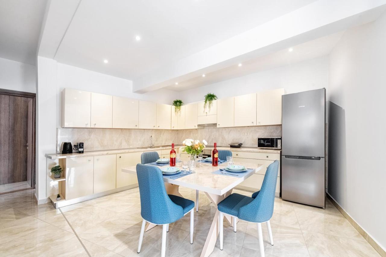 4You Luxury Apartments By Keyplanner Moraitika Exteriör bild